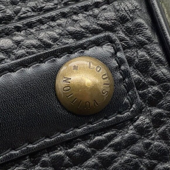 LOUIS VUITTON Clara Monogram Vienna Noir/Khaki M95105 - Picture 9 of 16